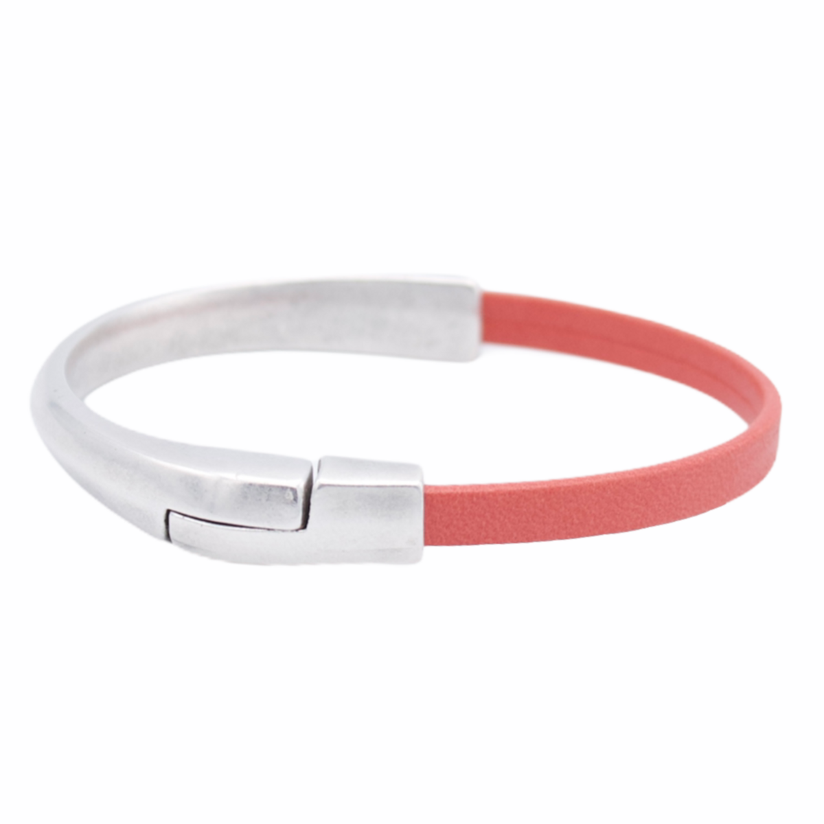 AMACAYACÚ (zilver) leren armband met magnetische sluiting