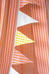 Dosel infantil con volante "naranja y rosa"