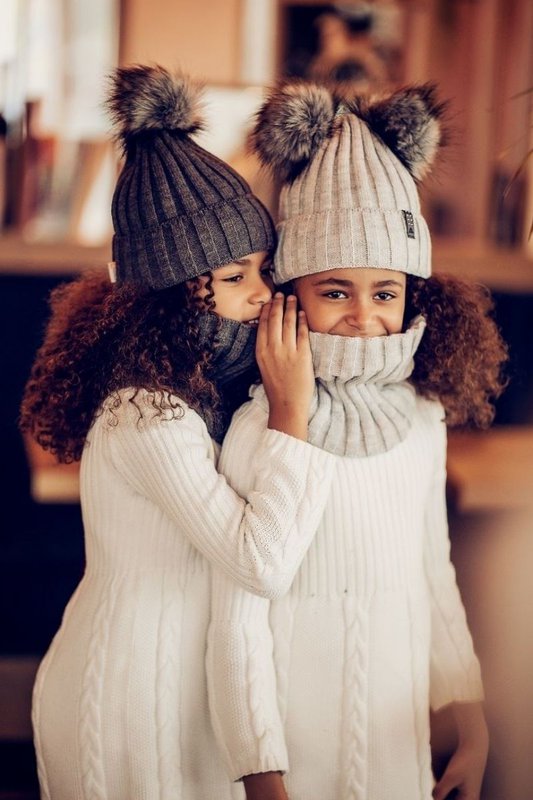 Dubbellaagse muts en snood met POM POM! 10% wol! Gemaakt in Polen