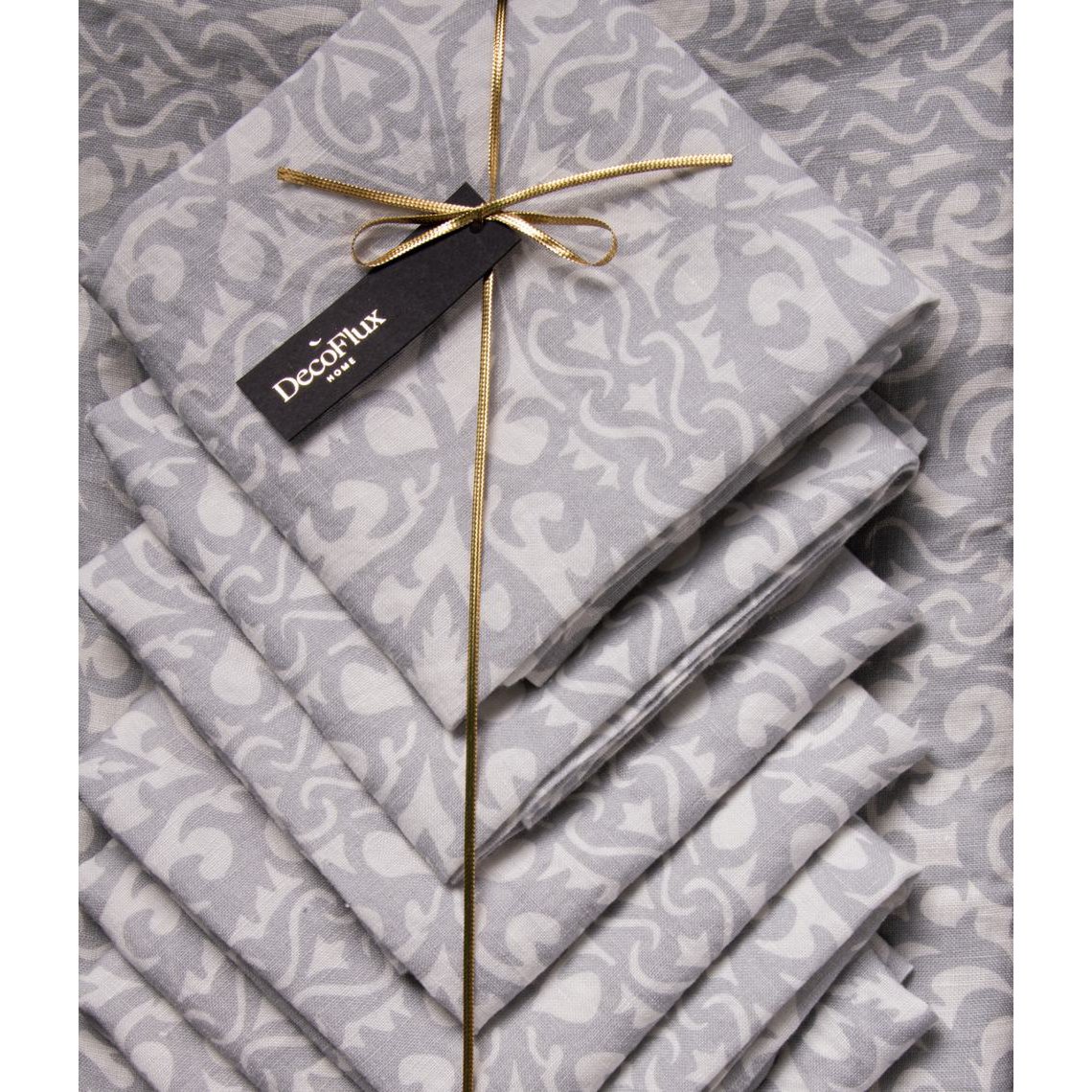 Set regalo - tovaglia, tovaglioli 6 pz. Ritaglio di carta