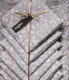 Set regalo - tovaglia, tovaglioli 6 pz. Ritaglio di carta