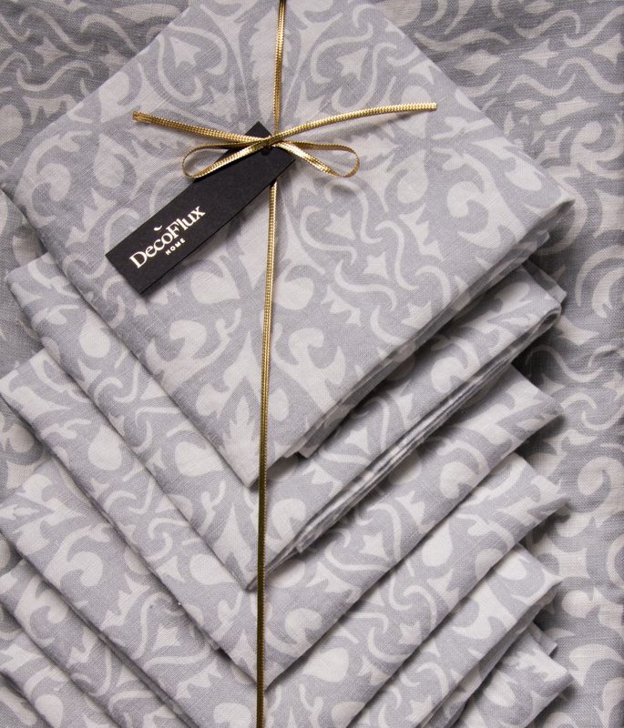 Set regalo - tovaglia, tovaglioli 6 pz. Ritaglio di carta