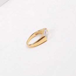 Aloysha - Baguette Diamond Ring