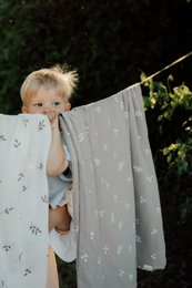 Tisu baby dekbedovertrek en kussensloop, crèmebladeren