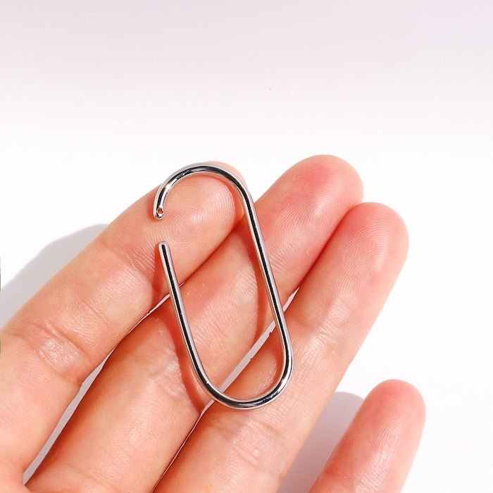 Polsino auricolare minimalista a forma di U: pezzo unico