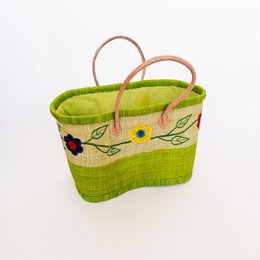Handgefertigtes Rabane -Korb "Namakia" mit blumiger Stickerei
