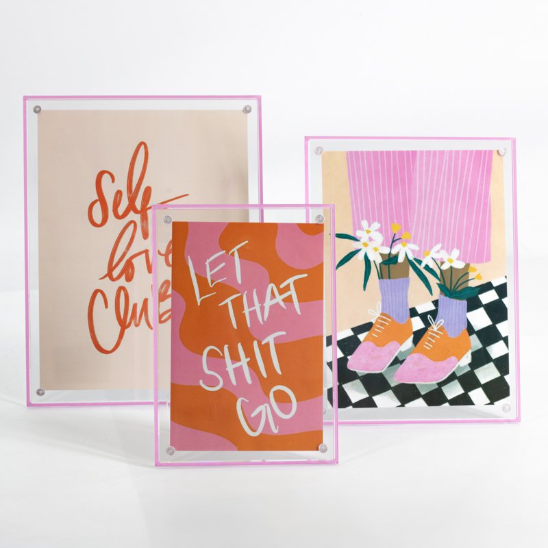 Photo frame forma pink