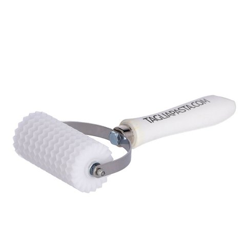 Pasta Cutter with 12 Serrated plastic Blades