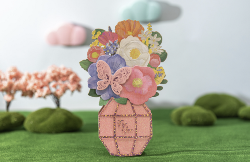 Pop-up Congratulation card vase with flowers for you