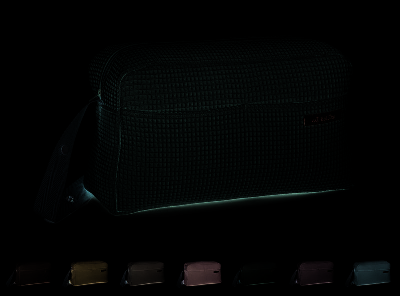 Bolso para carrito de bebé. Bolsa organizadora práctica, elegante y multifuncional de gran capacidad. Producto fabricado en España.