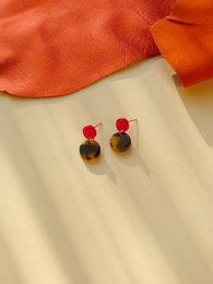 Tiny Leo Dots Bogen Statement Ohrringe en pourriture