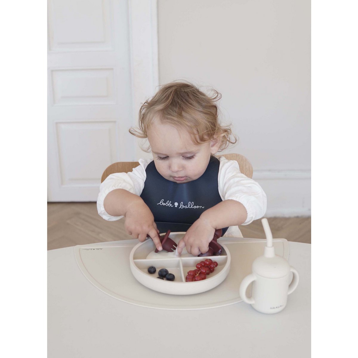 Silicone Divided Suction Plate - Oyster Beige