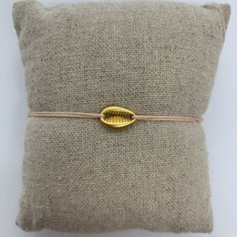 Small Golden Shell Bracelet