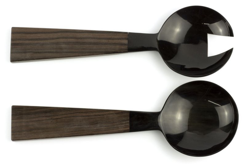 Grands couverts en corne noire avec manche triangulaire en bois