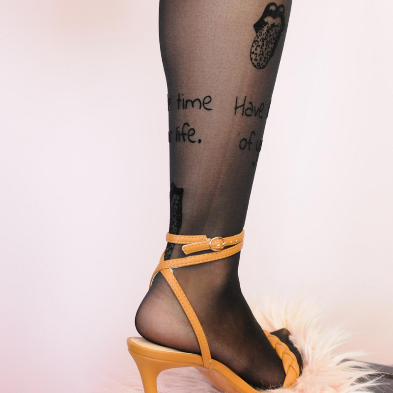 1-par %23StatementTights HAR DIT LIVS TID "Message on Tights" sorte strømpebukser med tunge i leopardprint 40 DEN