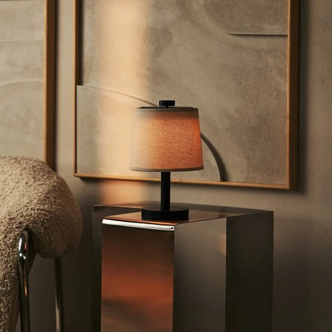 Rover schwarze wiederaufladbare Holzlampe