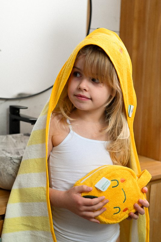 Badstof katoenen babyhanddoek met capuchon Lola Lemon