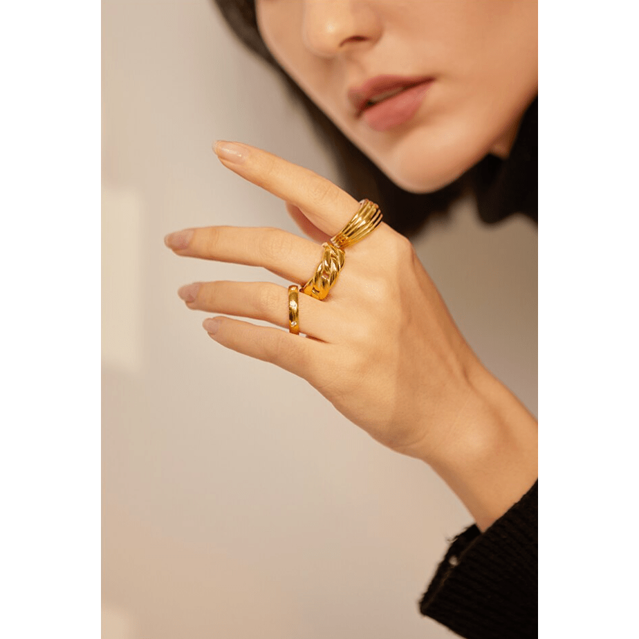 Maëlys - Wide Twisted Rope Gold Ring