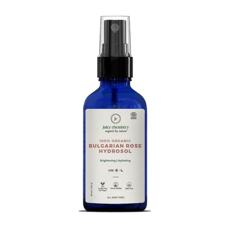 Verfrissende mist met rozenwater