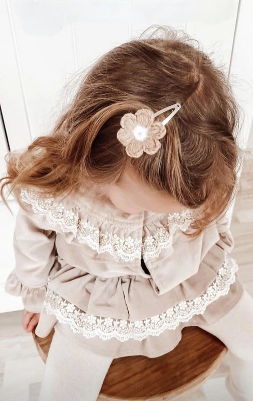 Beau einzelnes beige