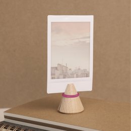 Assortment of 24 "i-cone" wooden photo & memo clips