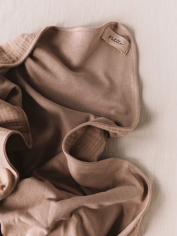 Couverture tricot + mousseline / beige foncé
