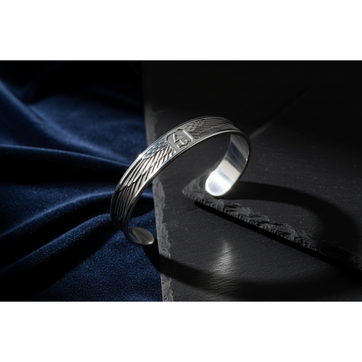 Bracelet WINGED SUN