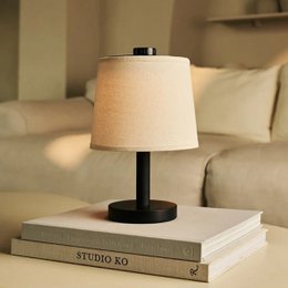 Rover zwarte houten oplaadbare lamp
