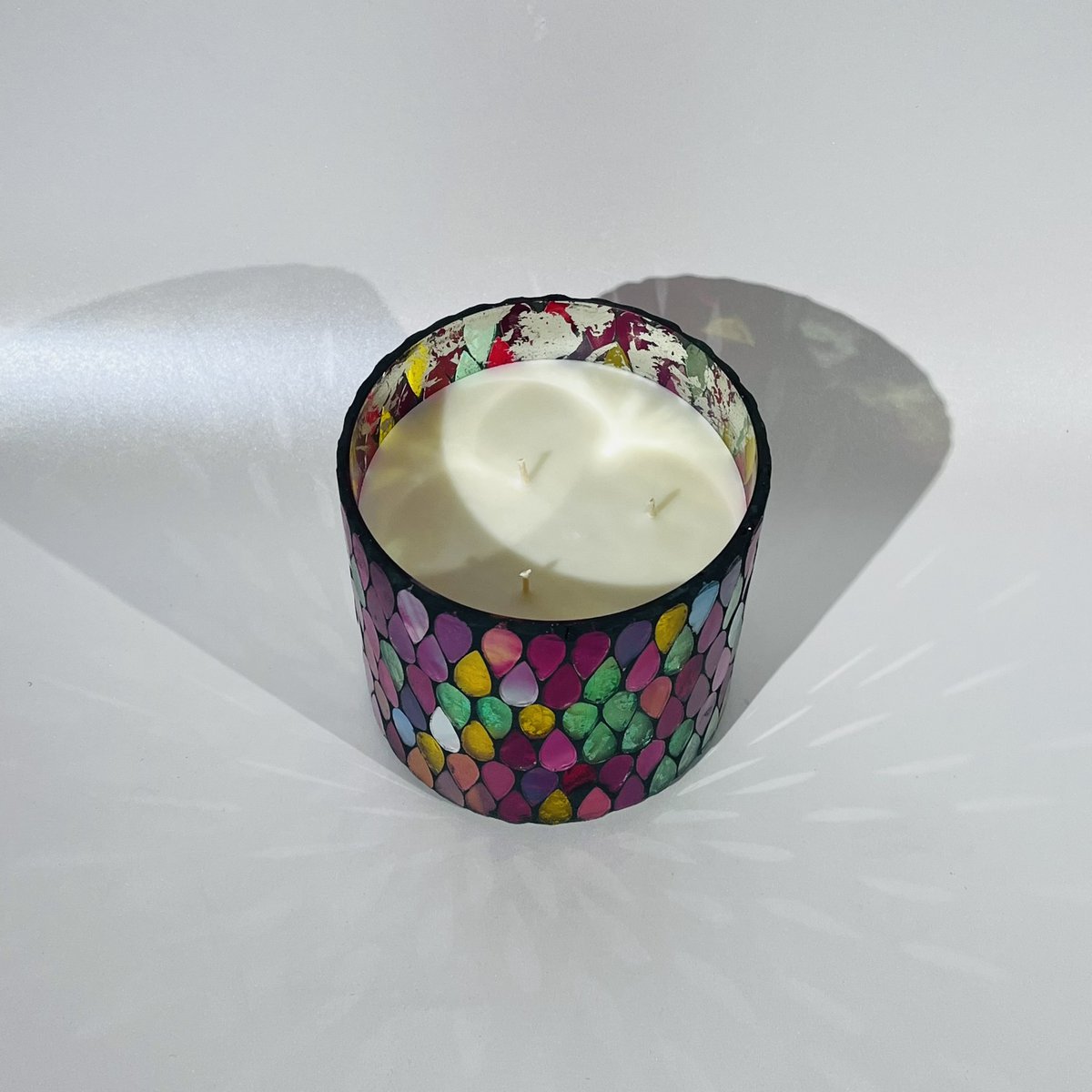 Bunte Wonderlight-Kerzen / Kerzenhalter