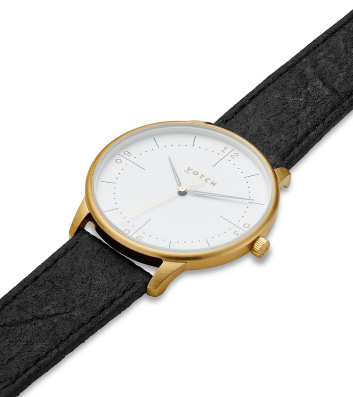 Guld & Piñatex | Aalto