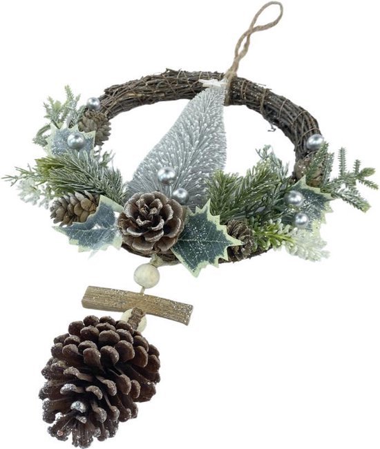 Rattan Christmas wreath - White berry | ø 39 cm | Decorative Christmas opportunity made of rattan and pine cones with Christmas tree | White