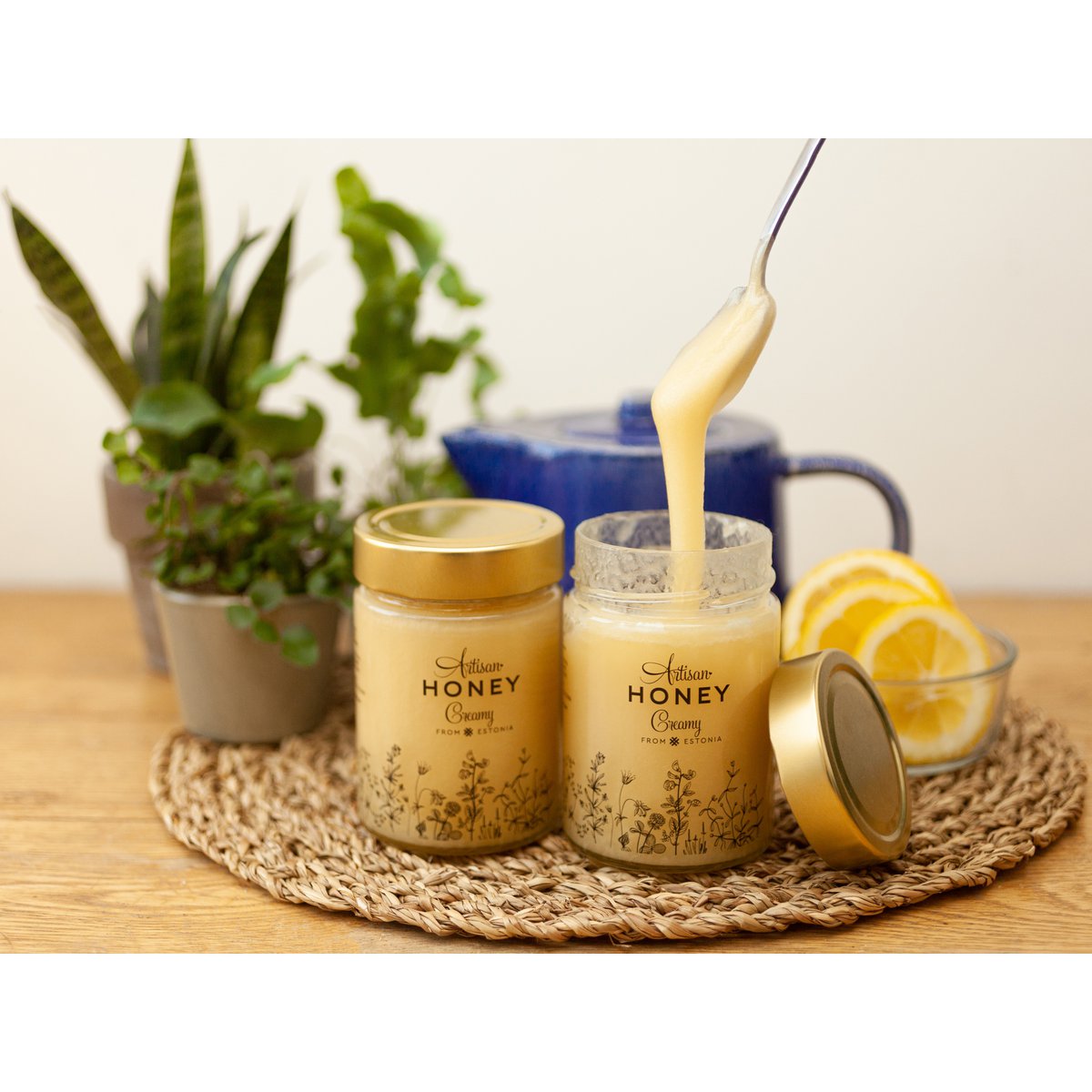 Rakuten Japan Bestseller 4.8/5 Stars: Artisan Honey Creamy 430 G