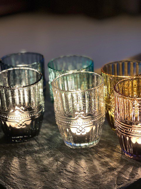 VINTAGE GEKLEURDE GLAZEN 6 ASSORTI 