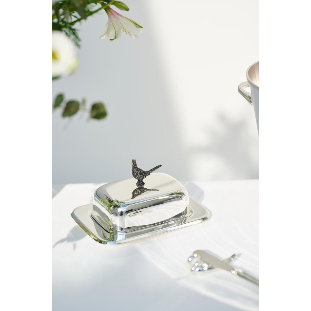 EDZARD butter dish pheasant 13x18 cm, H 9 cm, glass insert, silver-plated, with butter knife