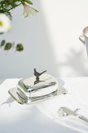 Beurrier EDZARD faisan 13x18 cm, H 9 cm, insert en verre, argenté, avec couteau à beurre