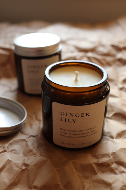 GINGER LILY, natürliche Sojawachskerze mit ätherischen Ölen