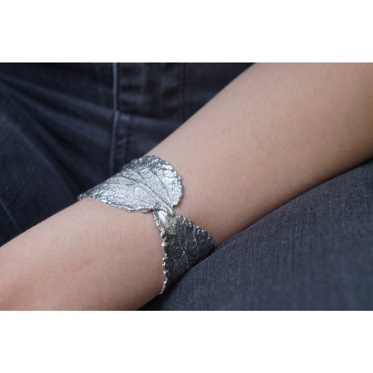 Gouden Hibiscus armband, vergulde sterling zilveren sieraden, Hibiscus blad manchet, cadeau voor haar, verjaardagscadeau voor vrouwen, handgemaakte sieraden