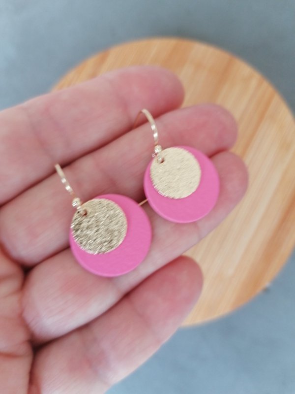 Playa (bright pink)