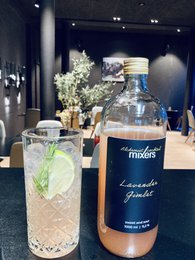 Lavender Gimlet - Gin Cocktail