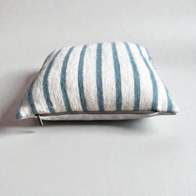 Cushion - WINTER EDITION - Lagoon - 40x40