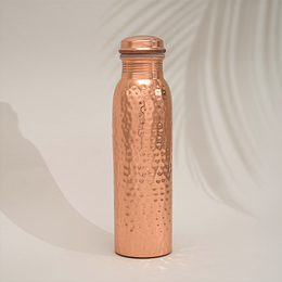 Puur koperen waterfles gehamerd ± 950 ml