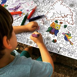 Color-in tablecloth motif Zoo & Nature