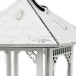 Mangeoire à oiseaux blanche en forme de gazebo