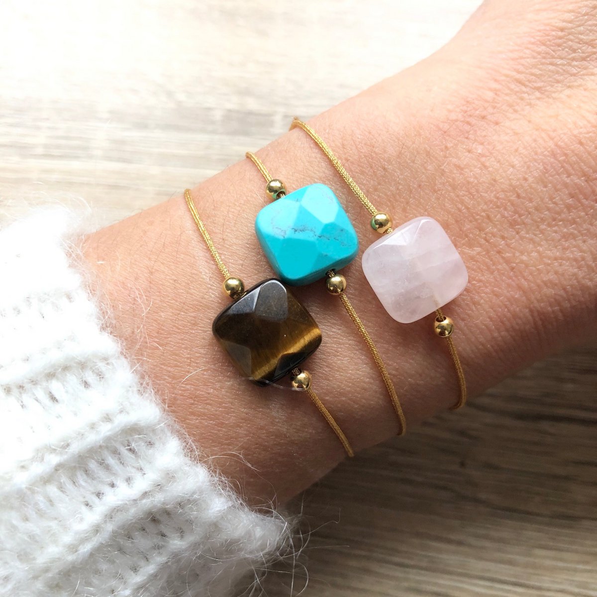 Pulsera de cordón deslizante Mia bañada en oro