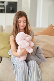 One Love Kuscheltier – Rosa Pudel Millie Pink