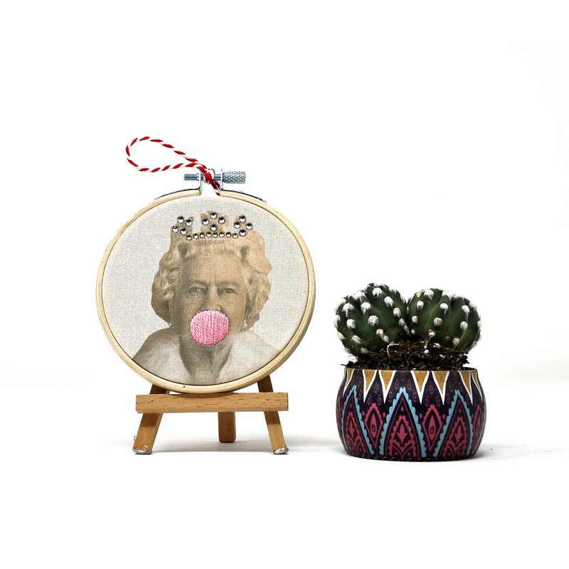 Handmade Embroidery Hoop Wall Art - Bubblegum Celebrities - Textile Wall Art Decoration (10cm)