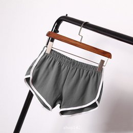 Women's sports shorts, home casual solid-color fashionable yoga beach pants, candy-colored hot pants