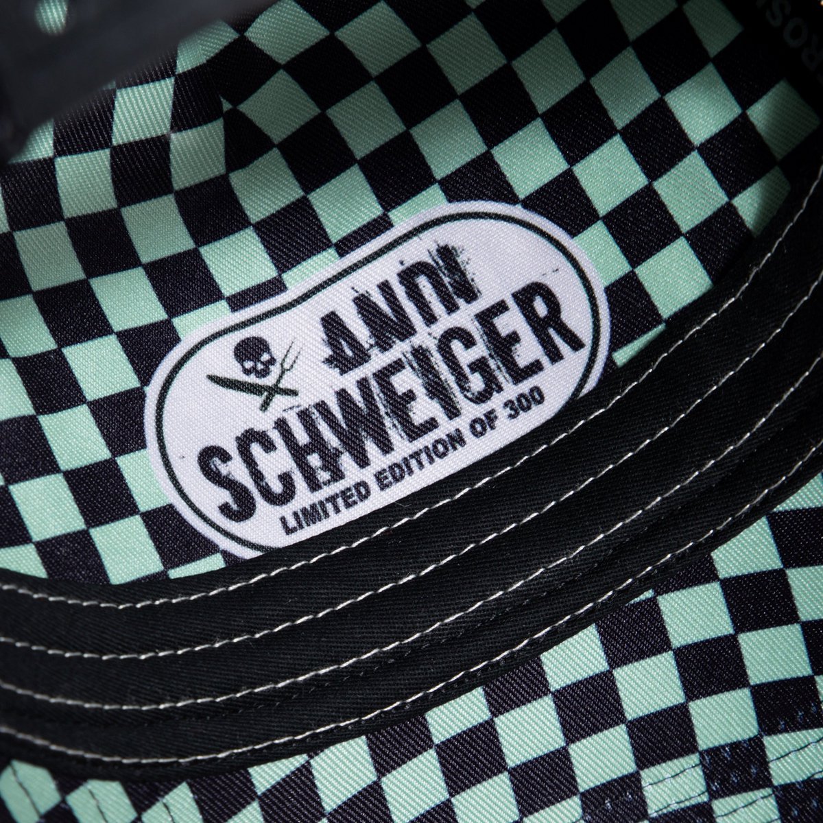 Trucker cap 'Petrolhead' in turquoise