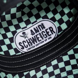 Trucker cap 'Petrolhead' in turquoise