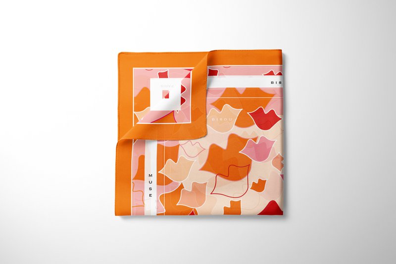 Quadratischer Seidenschal - CAMOUFLAGE BOUCHES 67*67 cm - Orange